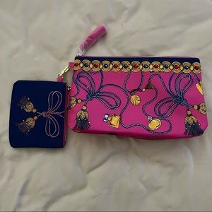 Estée Lauder makeup bags
